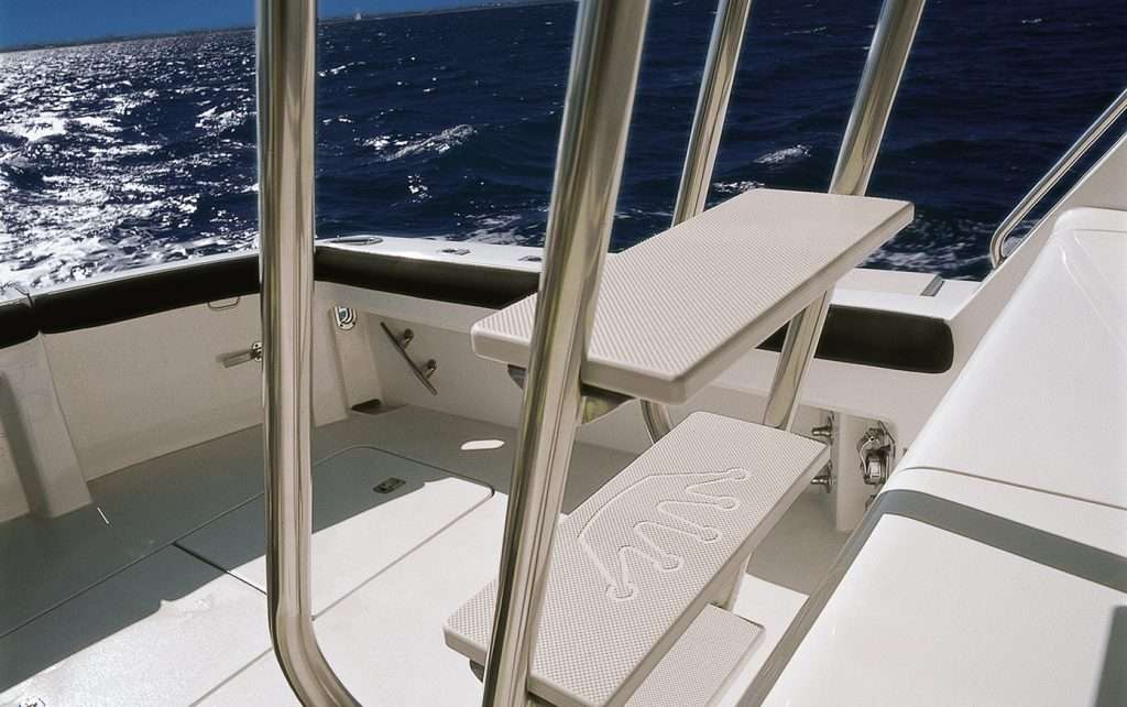 King StarBoard® AS The Anti-Skid Marine-Grade Polymer Sheet